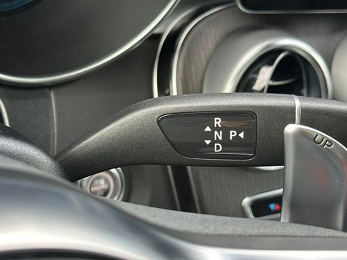 Certified 2022 Mercedes-Benz GLC 43 AMG 4MATIC image 22