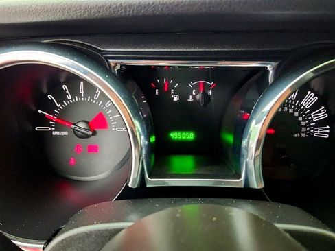 Used 2009 Ford Mustang GT RWD image 14