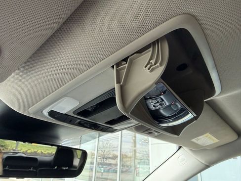 Used 2023 Honda Pilot Elite image 30