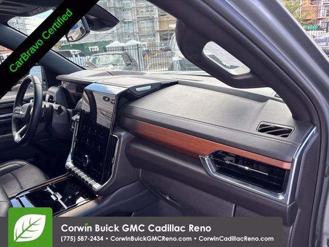 Certified 2025 GMC Yukon Denali AWD/4WD image 38