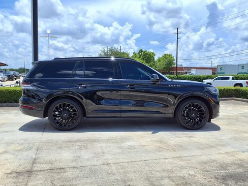 Used 2026 Lincoln Aviator Reserve w/ Jet Appearance Package RWD image 8