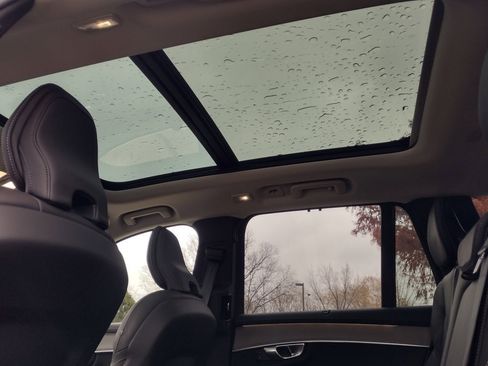 New 2026 Volvo XC90 B6 Ultra image 24