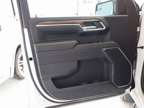 Certified 2023 Chevrolet Silverado 1500 RST w/ LPO, Dark Essentials Package image 12