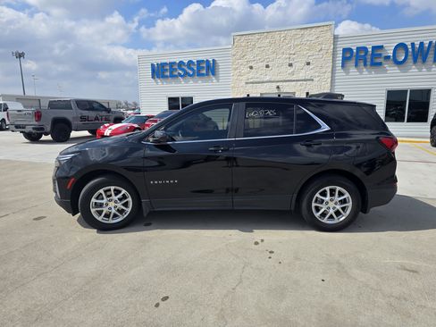 Used 2022 Chevrolet Equinox LT image 6