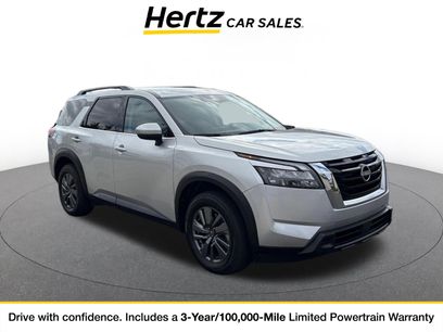 Used 2025 Nissan Pathfinder SV
