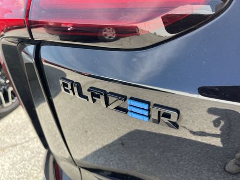 Used 2024 Chevrolet Blazer EV RS AWD/4WD image 8