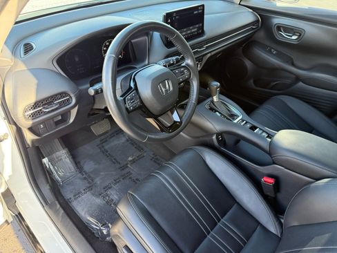 Used 2024 Honda HR-V EX-L image 13