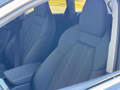 New 2025 Audi Q5 Prestige image 17