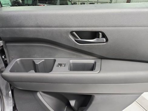 Used 2024 Nissan Pathfinder Rock Creek AWD/4WD image 36