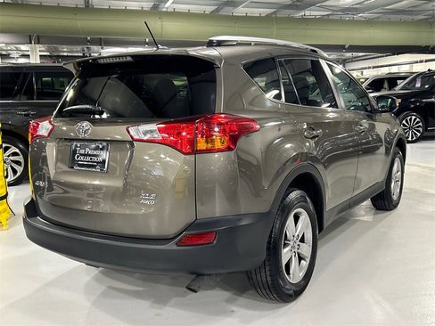 Used 2015 Toyota RAV4 XLE image 2