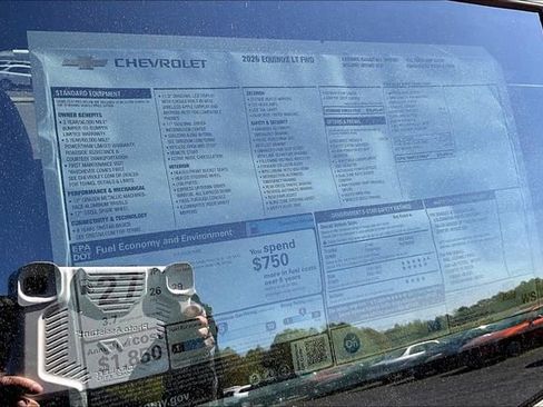 New 2026 Chevrolet Equinox LT w/ Convenience Package II FWD image 12
