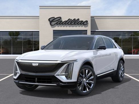 New 2026 Cadillac Lyriq Signature Luxury w/ Nappa Leather Package RWD image 6
