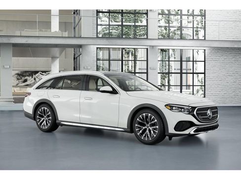 New 2025 Mercedes-Benz E 450 4MATIC All-Terrain Wagon image 12