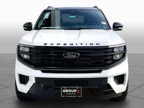 New 2026 Ford Expedition Platinum w/ Stealth Appearance Package AWD/4WD image 2