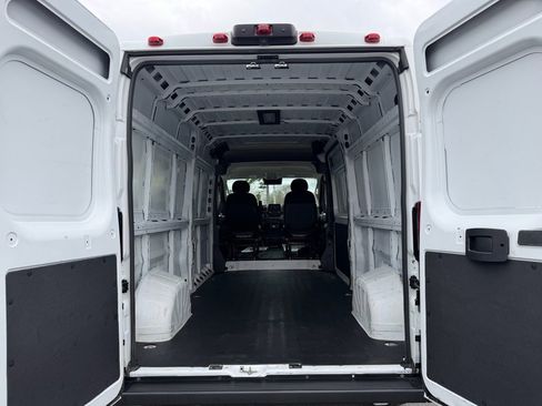 Used 2023 RAM ProMaster 2500 image 6