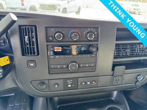 New 2025 Chevrolet Express 2500 w/ Enhanced Convenience Package image 20