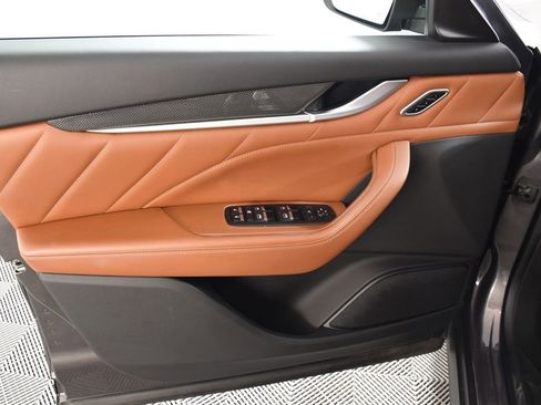 Used 2021 Maserati Levante S image 14