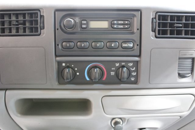 Used 2000 Ford F350 XL AWD/4WD image 15