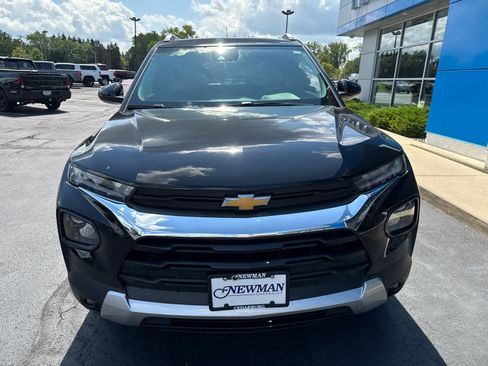 Used 2023 Chevrolet TrailBlazer LT FWD image 12