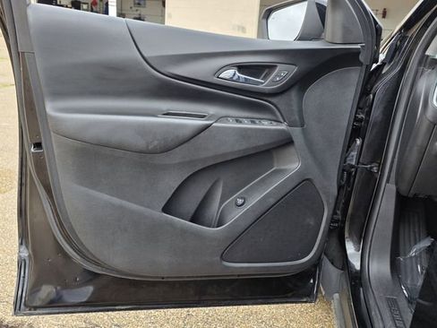 Used 2022 Chevrolet Equinox LT image 14