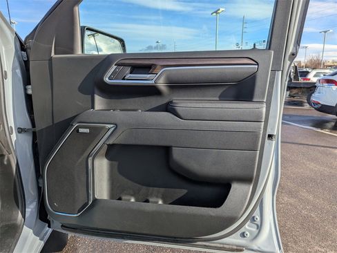 Certified 2025 Chevrolet Silverado 1500 RST w/ Convenience Package II image 42