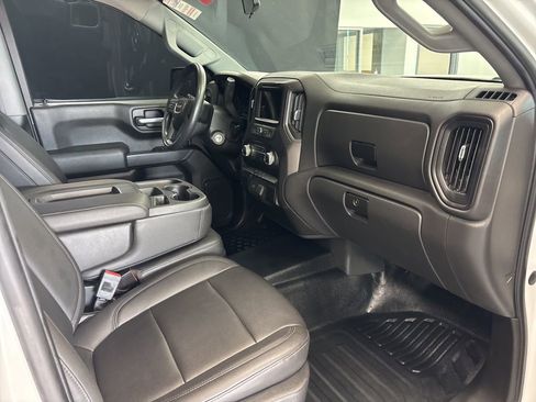 Used 2019 GMC Sierra 1500 4x4 Crew Cab w/ Convenience Package image 13