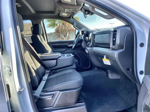 New 2026 GMC Sierra 2500 SLE w/ SLE Convenience Package AWD/4WD image 41