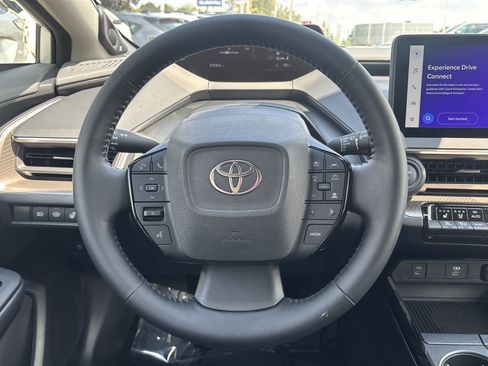Used 2025 Toyota Prius Limited w/ Limited Premium Package AWD/4WD image 7