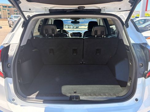 Used 2019 GMC Terrain SLT w/ Preferred Package AWD/4WD image 10