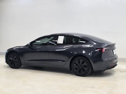 Used 2024 Tesla Model 3 Standard Range RWD image 4