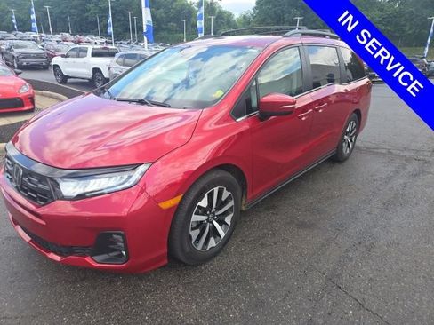 Used 2025 Honda Odyssey EX-L image 3
