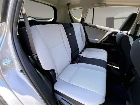 Used 2017 Toyota RAV4 XLE w/ All Weather Liner Package AWD/4WD image 23