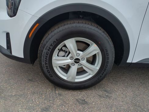 New 2026 Kia Sorento LX FWD image 31