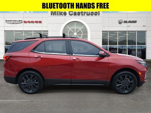 Used 2023 Chevrolet Equinox RS w/ RS Leather Package image 3