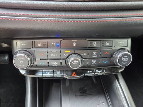 Used 2023 Dodge Durango R/T AWD/4WD image 27