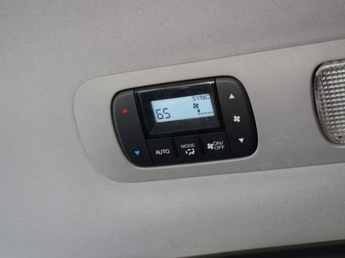 Used 2019 Honda Odyssey EX image 36