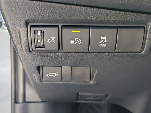 New 2026 Toyota Corolla Cross XLE image 31