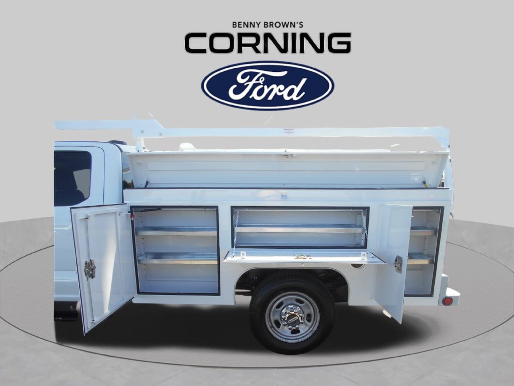 New 2025 Ford F350 XL w/ XL Chrome Package RWD image 6