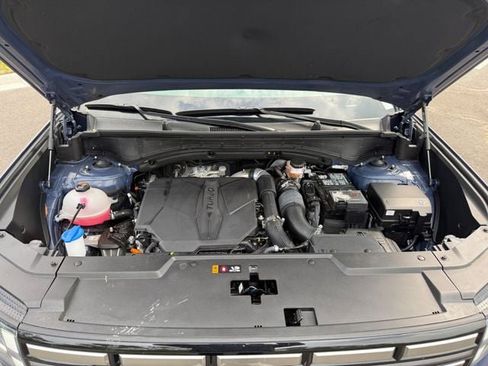 Used 2025 Hyundai Santa Fe SEL FWD image 18