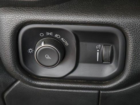 Used 2022 RAM 2500 Tradesman image 27