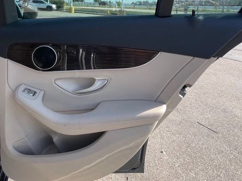 Used 2017 Mercedes-Benz C 300 Sedan w/ Premium 1 Package image 32