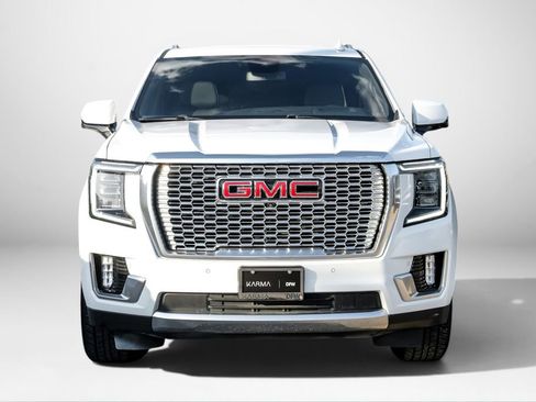 Used 2024 GMC Yukon XL Denali AWD/4WD image 3