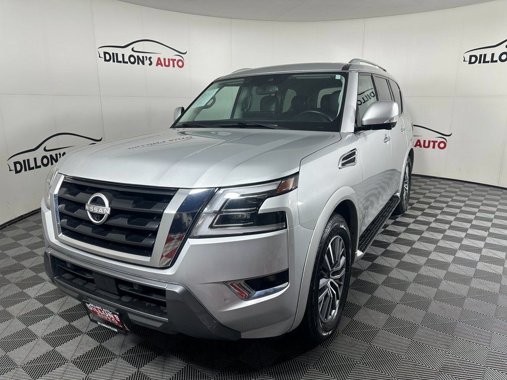Used 2024 Nissan Armada SL AWD/4WD image 2