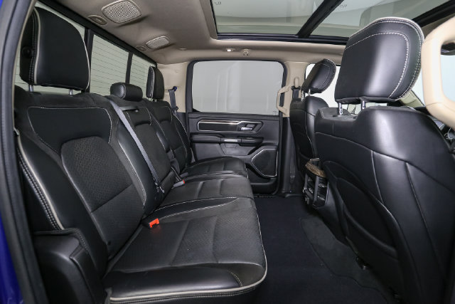Used 2019 RAM 1500 Laramie AWD/4WD image 19