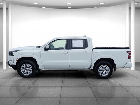 Used 2024 Nissan Frontier SV w/ SV Convenience Package AWD/4WD image 5