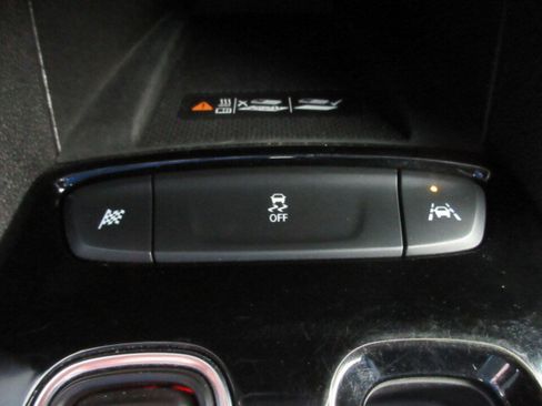 Used 2023 Chevrolet Bolt EUV LT w/ Convenience Package image 26