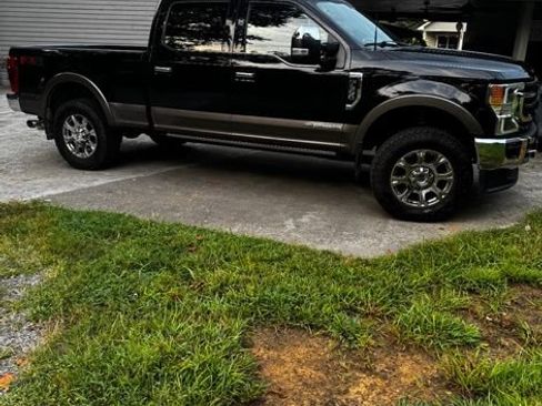Used 2021 Ford F350 King Ranch w/ King Ranch Ultimate Package AWD/4WD image 2