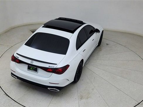 Used 2024 Mercedes-Benz E 450 4MATIC Sedan w/ Airmatic Package image 87