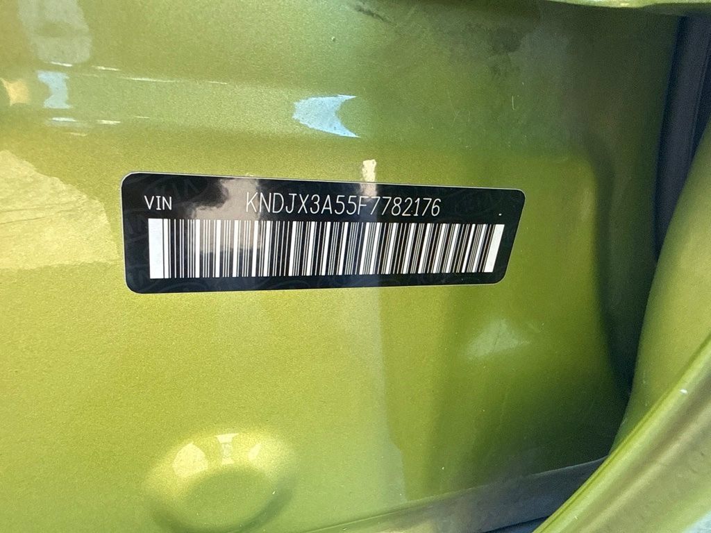 Used 2015 Kia Soul ! w/ Sun & Sound Package FWD image 19