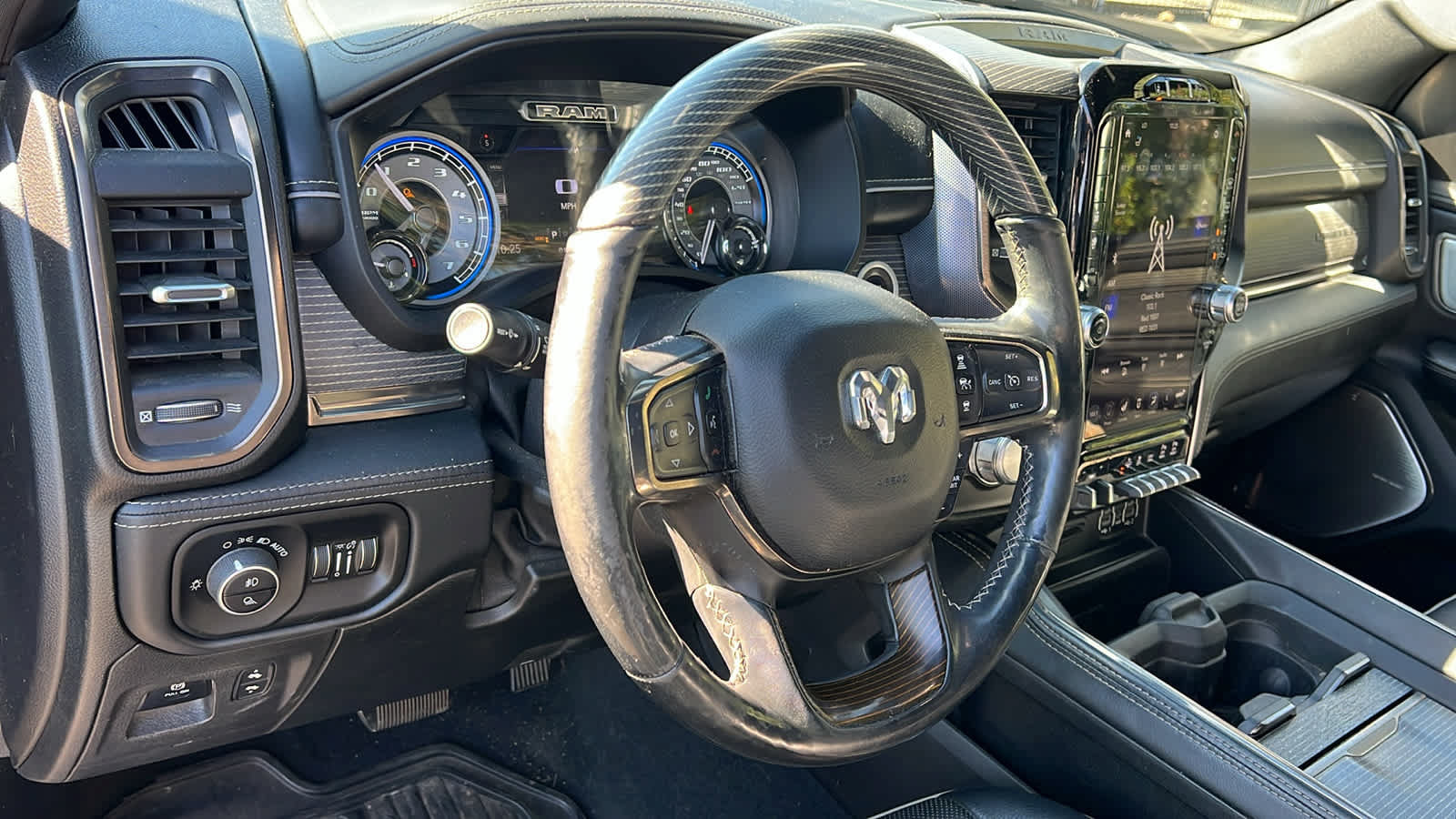 Used 2019 RAM 1500 Limited AWD/4WD image 10